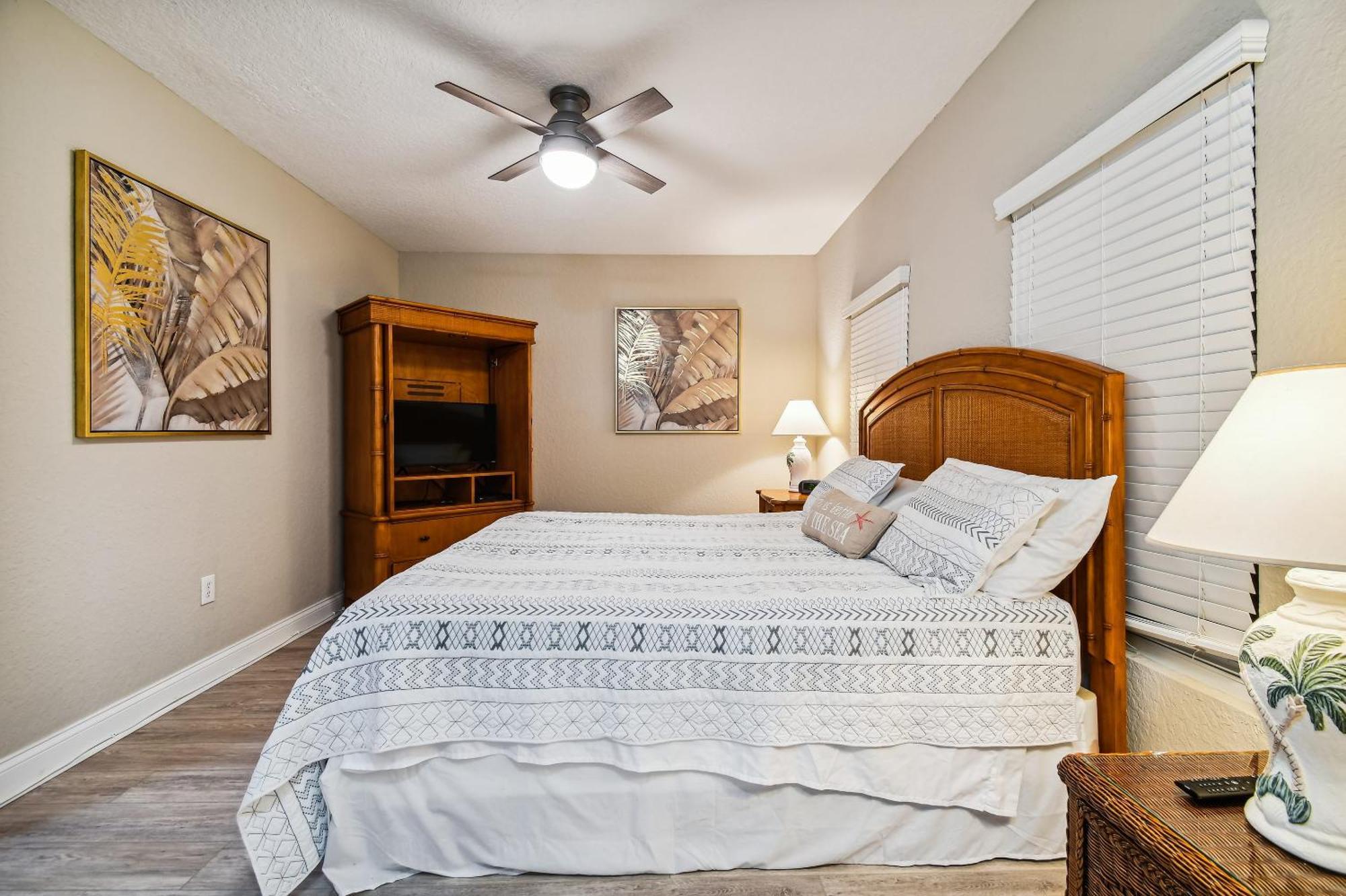 Treasure Island Beach Retreat St. Pete Beach Exterior foto